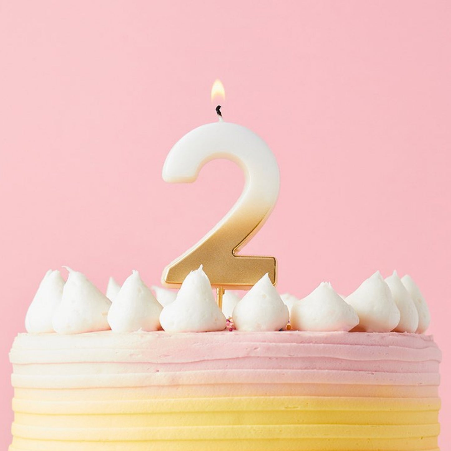 2.4"/ 6.2cm GOLD OMBRE NUMBER '2' CANDLE