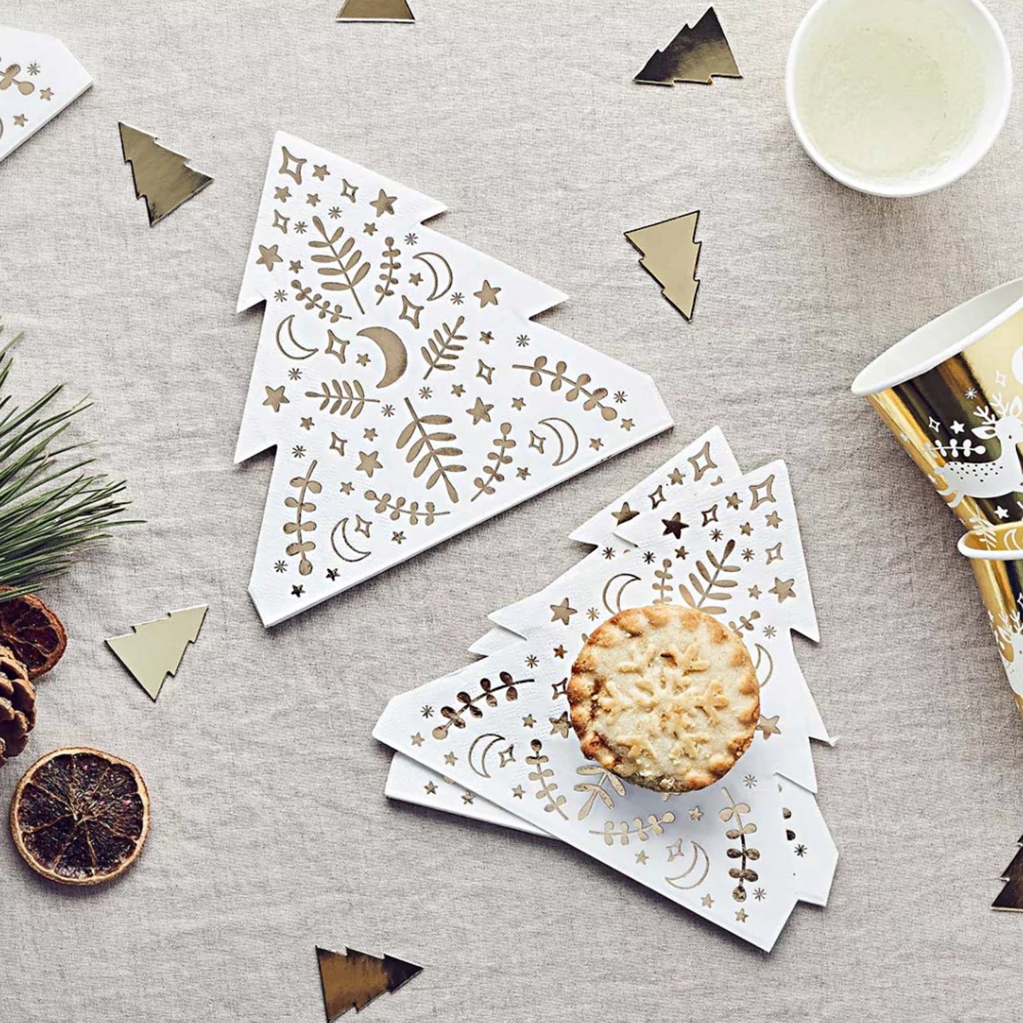 CHRISTMAS TREE PAPER NAPKINS (16 PACK)