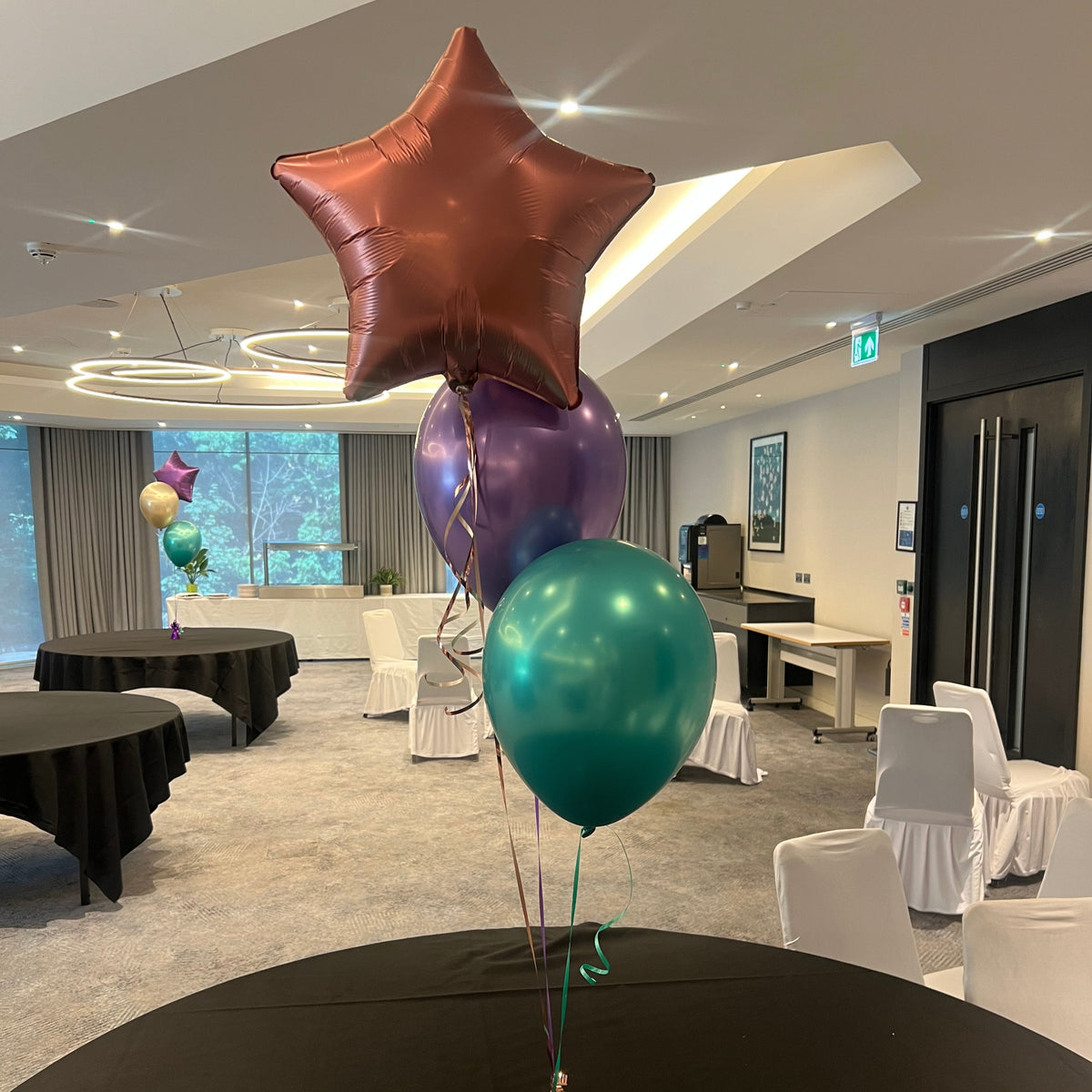 Rose Copper Satin Luxe Foil Star with Violet Chrome & Bottle Green Chrome Latex - Table Cluster of 3