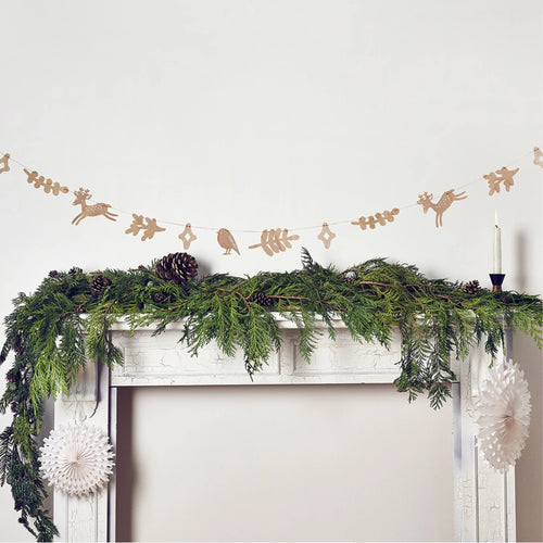CHRISTMAS CHARACTER WOODEN PARTY GARLAND (98"/ 250cm)